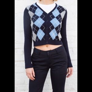 Brandy Melville Elizabeth sweater